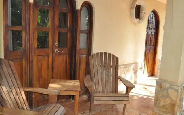 Pueblo Colonial 1 by RedAwning