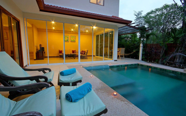 AT Pool Villa Resort