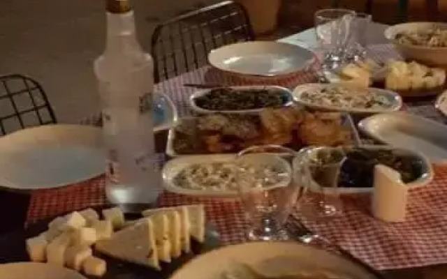 Hayat Alti Otel Ayvalik