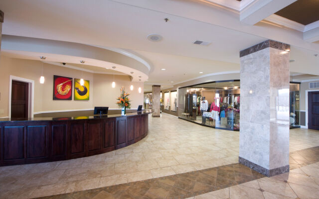 Camden on the Lake Resort & Spa