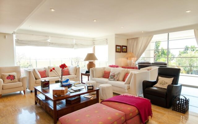 Superb Villa In Sonnenland For 12 Pers