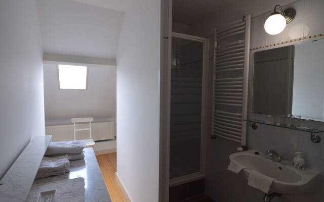 Ravishing Holiday Home in Ronse With Sauna