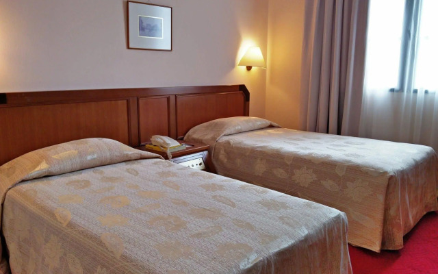 Bintang Collectionz Hotel