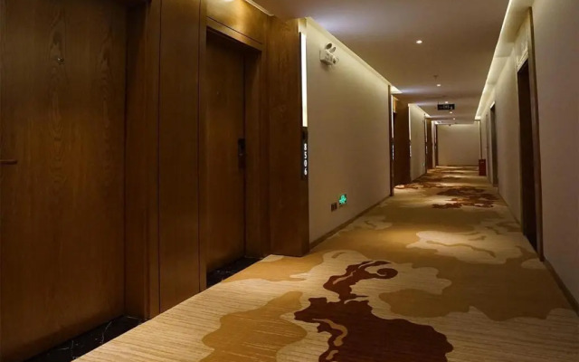 James Joyce Coffetel Beijing Yizhuang Rongjing East Street Subway Station