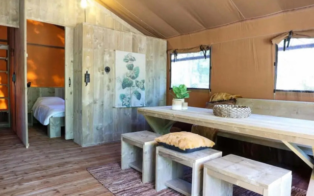 Cozy Tent Lodge With Sanitary Facilities