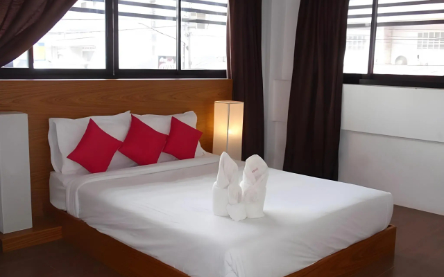 I Room Hotel
