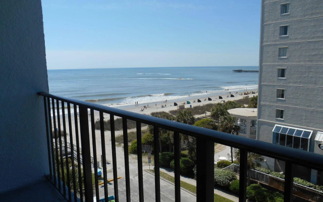 Tropical Seas Hotel
