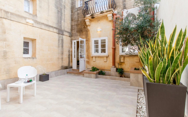 Twilight Gozitan Farmhouse With Pool