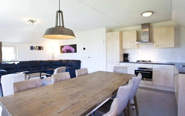 Luxury Villa in Arnhem With Parking