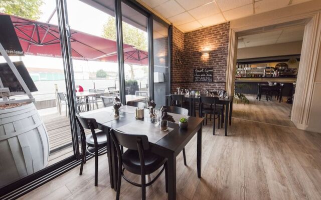 Hôtel Restaurant La Belle Epoque