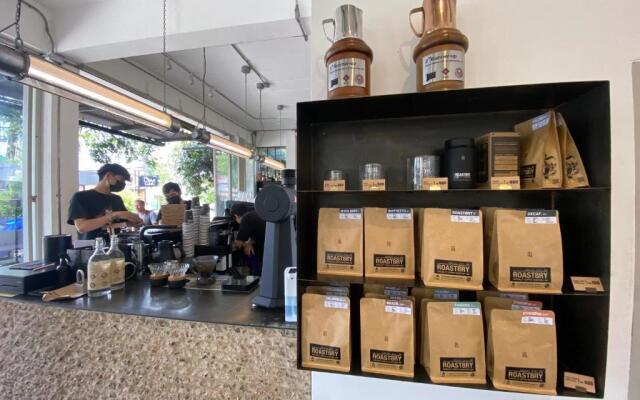 Nim-Mann Classy 615, Nimmanhemindra Rd, ChiangMai
