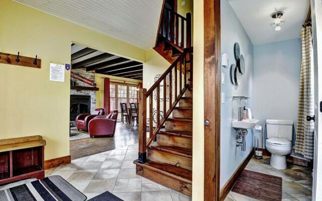 Chalet 9001 Chemin des Alpages by Les Chalets Alpins