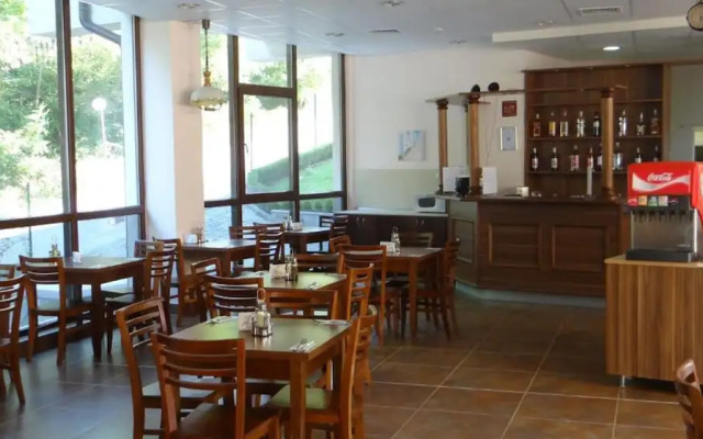 Moreto Seaside Aparthotel