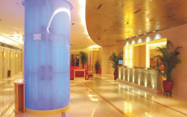 Pavilion Century Tower Hotel