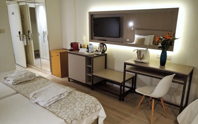 Venus Beach Hotel
