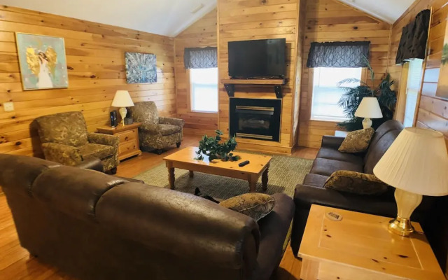Briarstone Lodge Condo 13B - Two Bedroom Condo