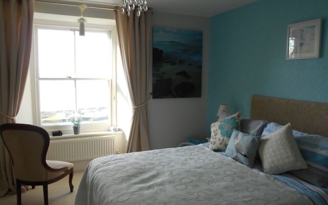 Hendre Clochydd Hall