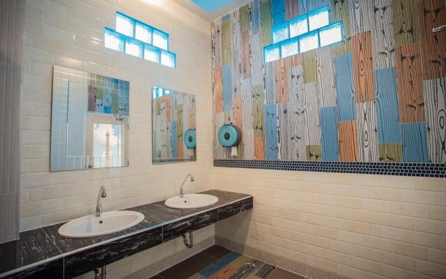 Wanna Resort and Yoshioka