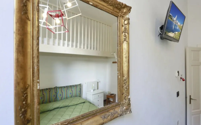 B&B Pergola House
