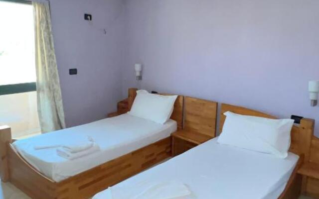 Hotel Agron