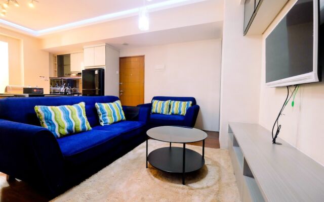 Comfy 2Br Gading Greenhill Apartment