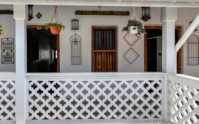 Zanzi House