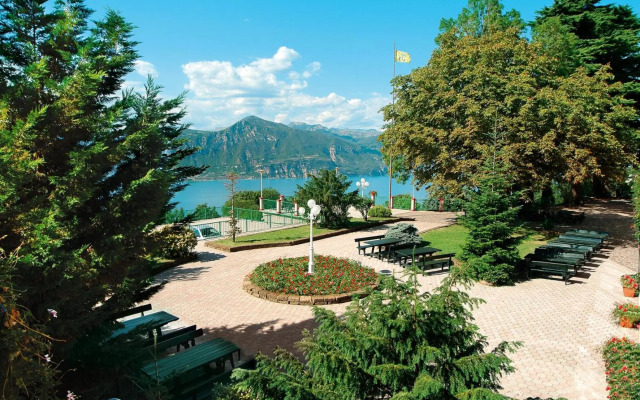 Park Hotel Jolanda