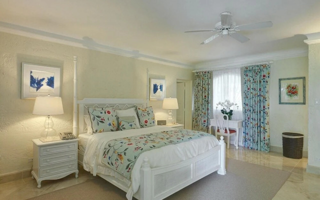 Sunny Vacation Villa 71