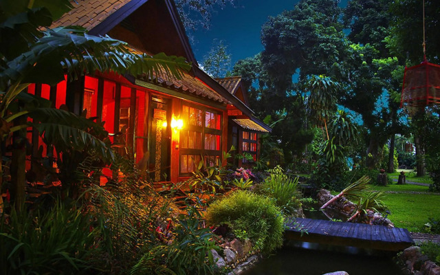 Areeya Phuree Resort