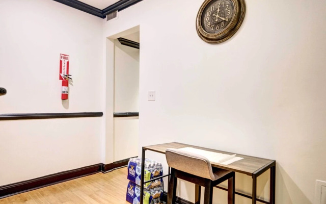 WFH Friendly: DC Home Near Capitol & White House!