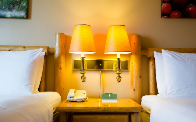 Cranberry Country Lodge
