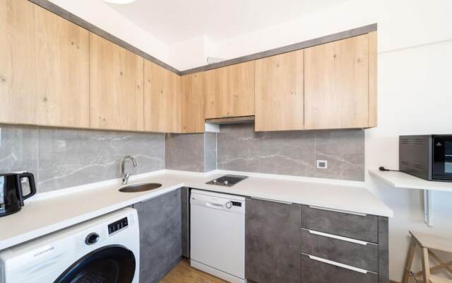 Pleasant Flat With Shared Pool in Kepez