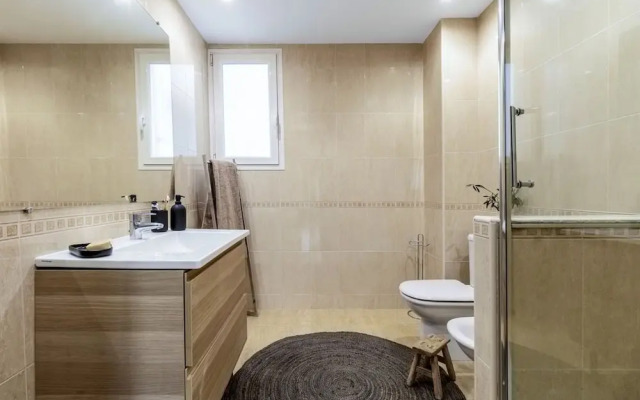 Taracea - 4 Bedrooms in Almagro