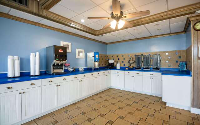 Travelodge by Wyndham Outer Banks/Kill Devil Hills