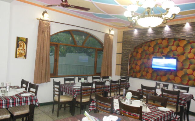 Hotel Taj Plaza