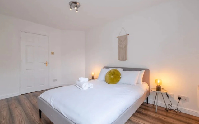 Charming 2 Bedroom in Hackney
