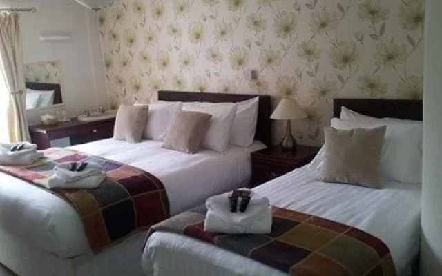 Prince Llewelyn Hotel