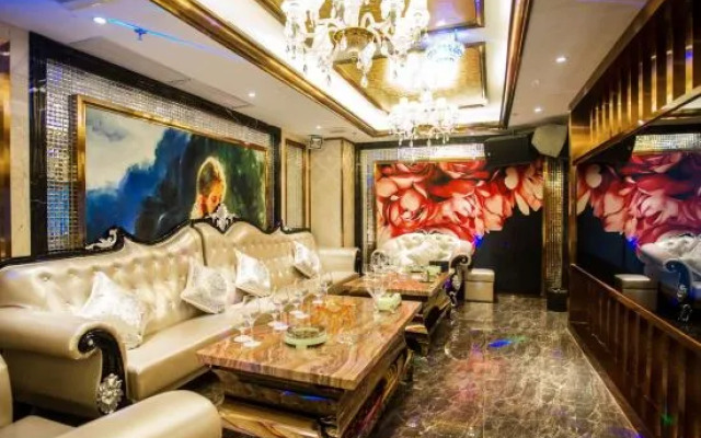 Mingzhi Hotel (South Station of three high-speed railway in Huizhou)