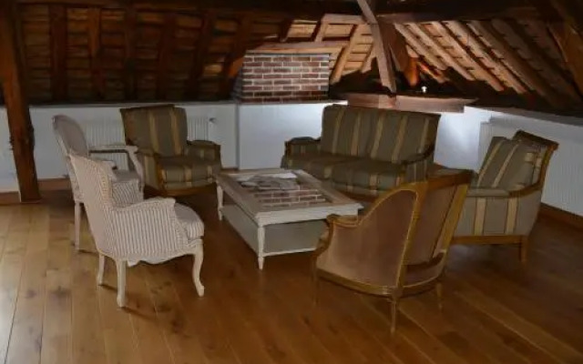 Le Petit Château de St Mard