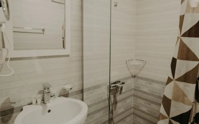 Otiums Hotel