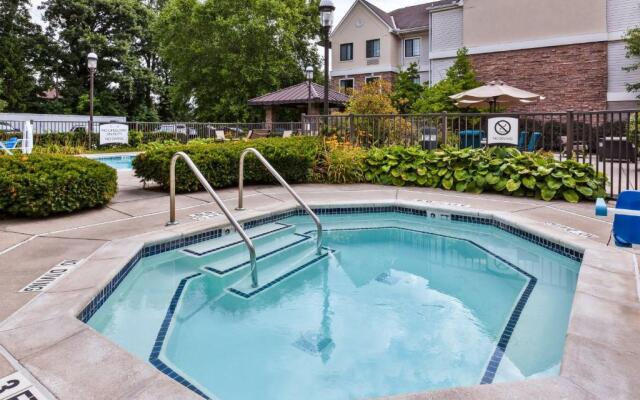 Staybridge Suites Detroit-Utica by IHG