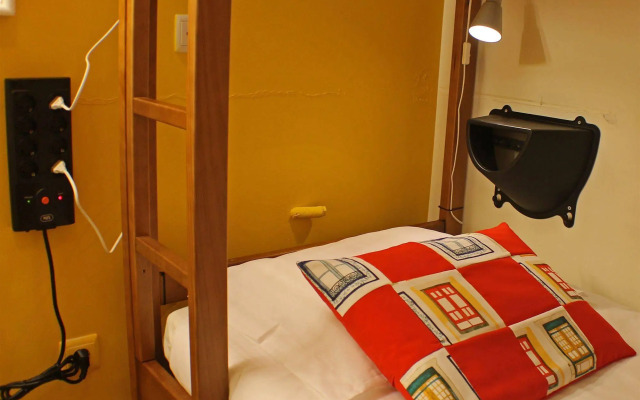 the elevator hostel
