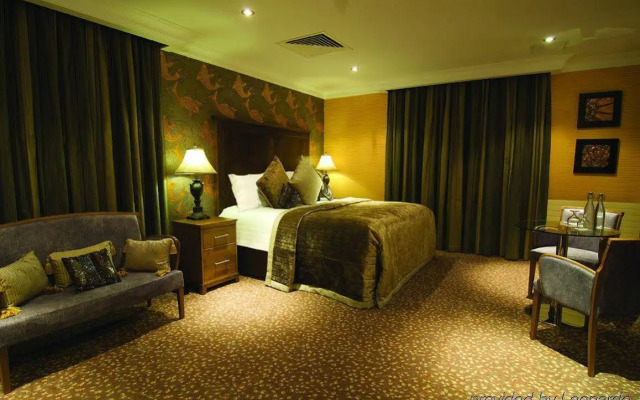 Park Avenue Hotel