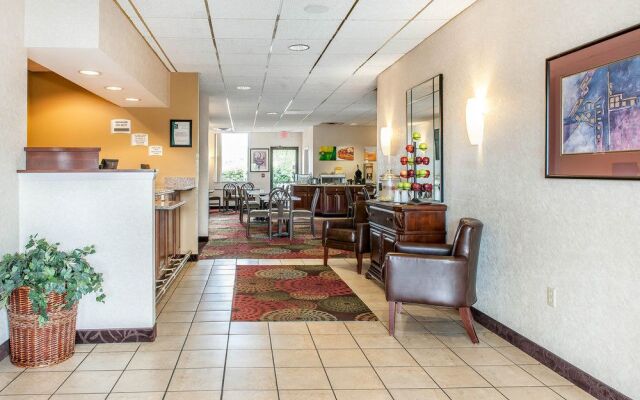 Holiday Inn Express Cincinnati W Chester
