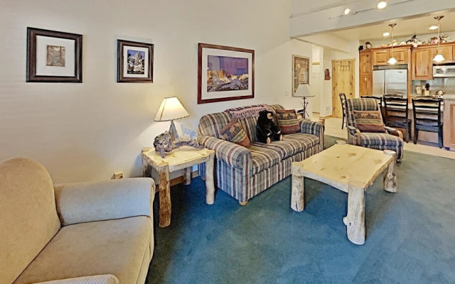 Cozy One Bedroom Condo with Loft - Just Steps to Mammoth Mountain! Free WiFi and Parking! by RedAwning