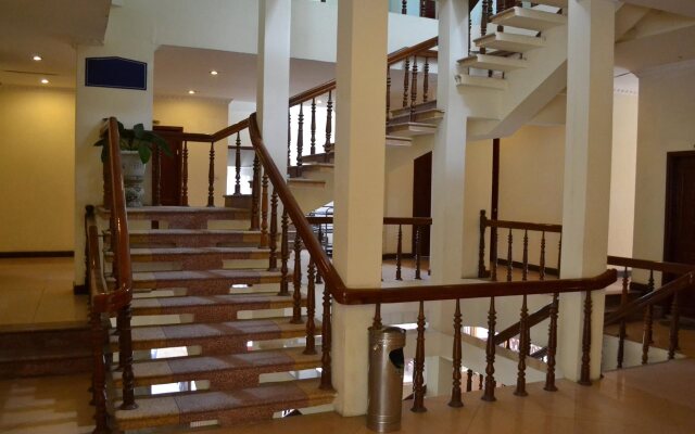 Van Ly Hotel