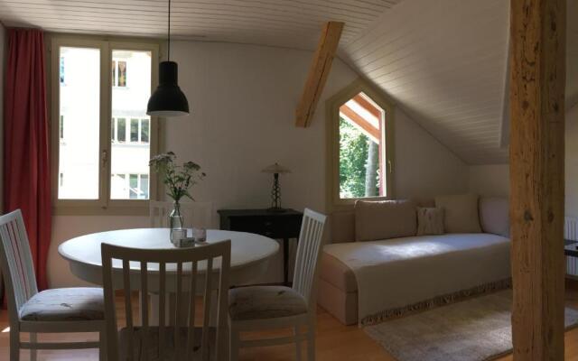 B3 Apartment