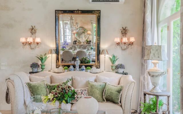 La Casina in Lucca With 2 Bedrooms and 3 Bathrooms