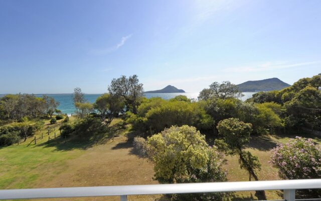 The Helm 4 - Nelson Bay