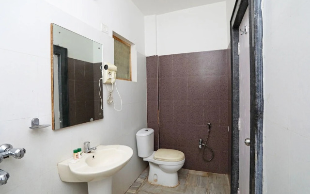 Amrapalli Resorts by OYO Rooms
